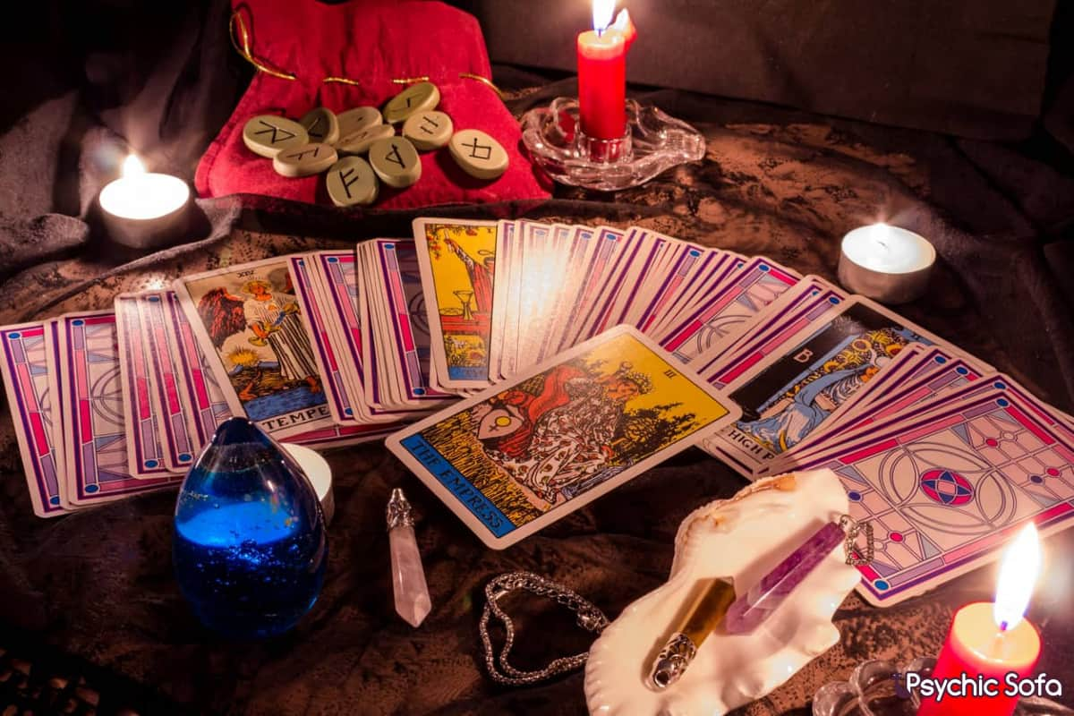 how-to-use-tarot-cards-a-beginner-s-guide-to-the-mystical-decks